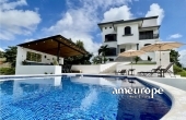 231, PLAYA ESTERILLOS! LUXURIOUS 3-LEVEL HOUSE FOR SALE WITH PRIVATE POOL