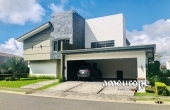 39, MODERN 4 BEDROOM DETACHED HOUSE IN EXCLUSIVE GATED COMMUNITY IN SANTA ANA